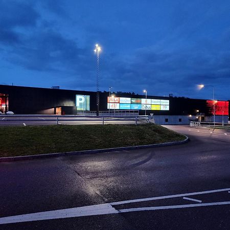 Koselig Hytte I Sverige 20 Minutter Fra Norskegrensen Ostervallskog Töcksfors Zewnętrze zdjęcie