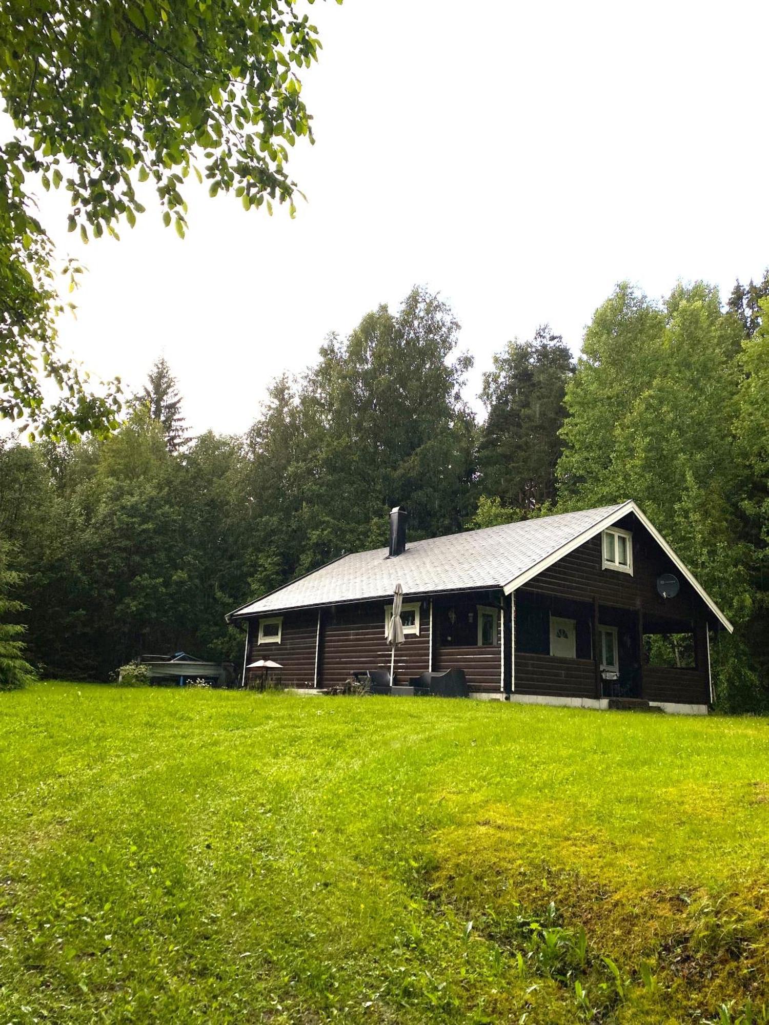 Koselig Hytte I Sverige 20 Minutter Fra Norskegrensen Ostervallskog Töcksfors Zewnętrze zdjęcie